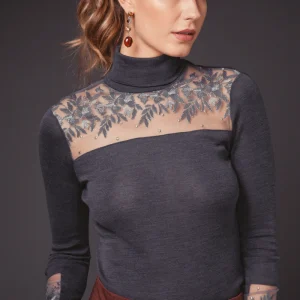 Maglia dolcevita da donna 240 in lana seta - Pregiato e ricamato in tulle