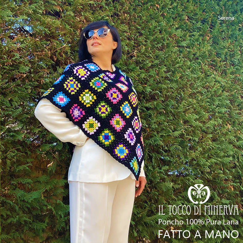 Poncho in pura lana uncinetto multicolore Serena - Fatto a Mano - immagine 7