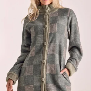 Vestaglia da donna in coral con bottoni