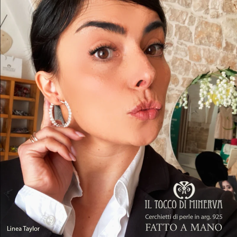 Orecchini Cerchietti in argento 925 di perle swarovski - fatto a mano - immagine 3