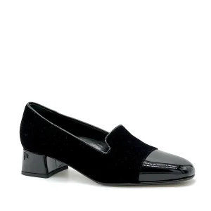 Scarpa accollata in camoscio stampato e vernice nera – Cod. 53531