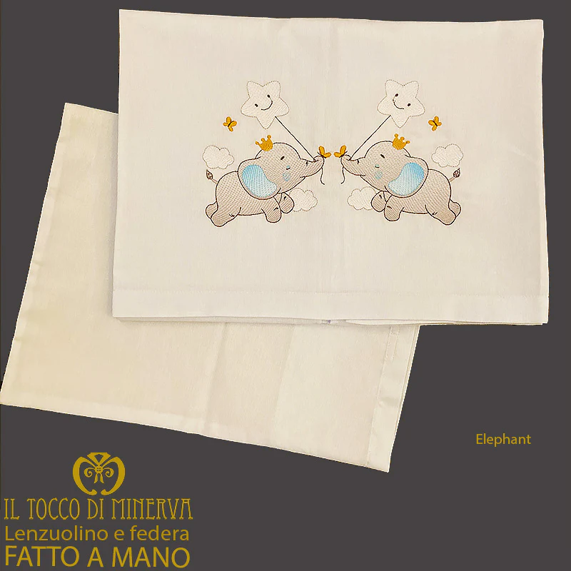 Lenzuolo con Federa bimbo millerighe celeste ricamo elefanti - Fatto a Mano - immagine 3