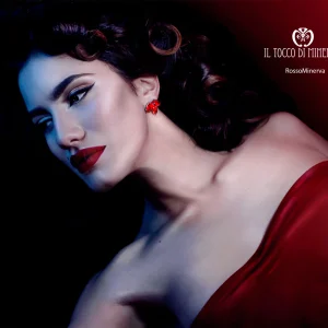 Orecchini Swarovski Foglia Colore rosso Realizzato a mano