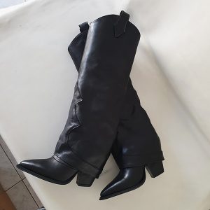 stivali con risvolto